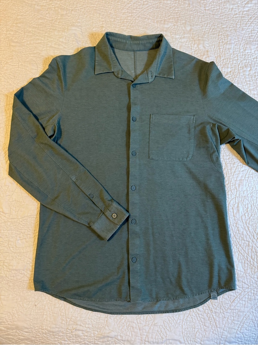 Lululemon Commission Button-Down Shirt in Olive Green